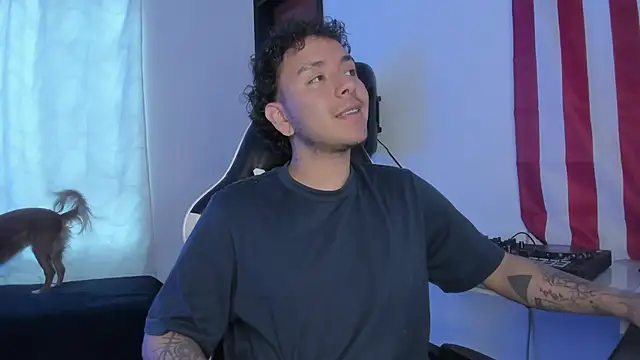 alexmontesco online show from April 10, 2026, 10:17 pm