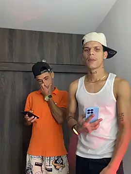 sintabusexo01 online show from April 10, 2026, 4:08 am