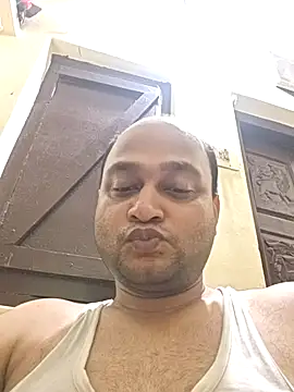 Snapshot of thenudemale chatting on June 10, 2026, 6:31 pm thenudemale online show from June 10, 2026, 6:31 pm