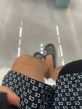 tanhua002 online show from April 13, 2026, 2:32 pm