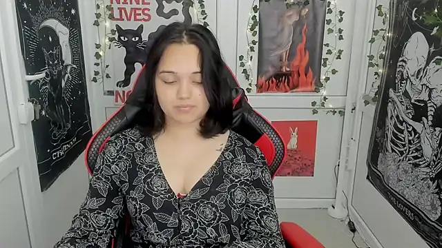 Caroline cutte online show from July 17, 2026, 6:32 am