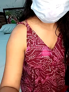 Snapshot of dearmona00 chatting on June 21, 2026, 4:57 pm dearmona00 online show from June 21, 2026, 4:57 pm