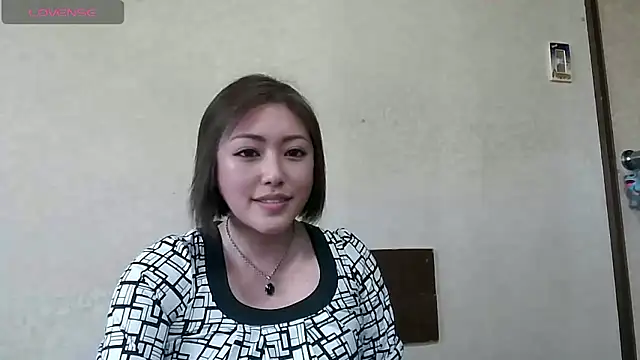 Snapshot of Anna_jpn8 chatting on May 1, 2026, 1:10 am Anna jpn8 online show from May 1, 2026, 1:10 am