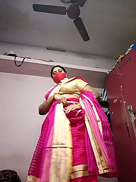 Snapshot of Tamilaunty35 chatting on May 12, 2026, 3:07 pm Tamilaunty35 online show from May 12, 2026, 3:07 pm