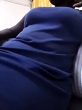 sexy22lover online show from April 20, 2026, 9:56 am