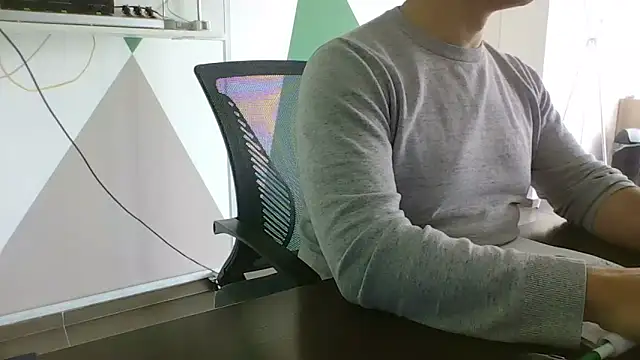 brunosso85ita online show from April 15, 2026, 3:05 pm