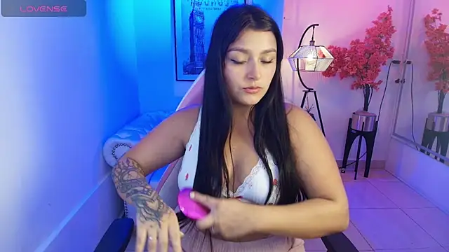 Snapshot of Selene_blake chatting on April 14, 2026, 12:43 pm Selene blake online show from April 14, 2026, 12:43 pm