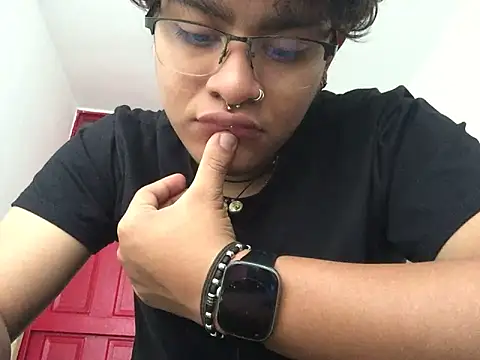 Snapshot of xhecho_uzumaki chatting on June 16, 2026, 9:04 pm xhecho uzumaki online show from June 16, 2026, 9:04 pm