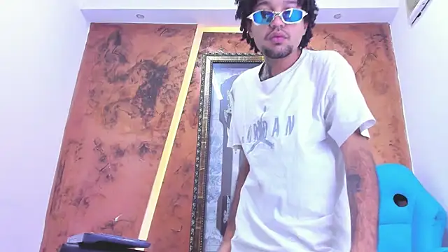 Snapshot of Josh_Hot_Sex chatting on April 15, 2026, 11:49 am Josh Hot Sex online show from April 15, 2026, 11:49 am