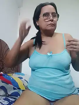 Snapshot of PienCanela chatting on July 14, 2026, 11:16 am PienCanela online show from July 14, 2026, 11:16 am