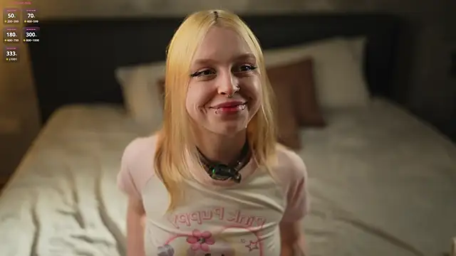 ElvenCat online show from April 18, 2026, 7:07 pm