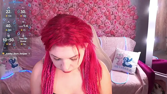 PinkyTrix online show from April 16, 2026, 12:50 pm