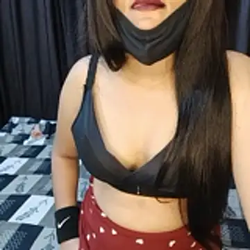 Snapshot of Eleena_G chatting on June 18, 2026, 8:47 pm Eleena G online show from June 18, 2026, 8:47 pm
