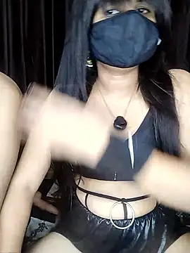 Snapshot of Eleena_G chatting on April 18, 2026, 11:12 am Eleena G online show from April 18, 2026, 11:12 am