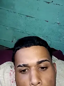 novinhokk22 online show from April 11, 2026, 4:10 pm