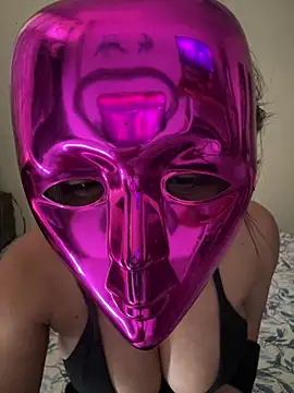 KissNTease online show from April 13, 2026, 9:24 am