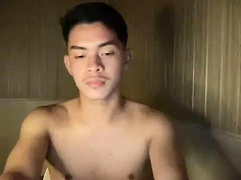 Snapshot of yourhotasian_jhonpol16 chatting on July 4, 2026, 8:24 pm yourhotasian jhonpol16 online show from July 4, 2026, 8:24 pm