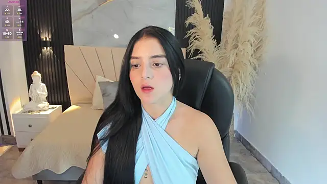DOMINIKA LOVY online show from June 1, 2026, 7:46 pm