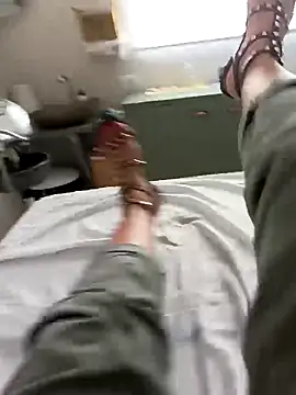 Snapshot of meladinhaa69 chatting on April 14, 2026, 4:23 pm meladinhaa69 online show from April 14, 2026, 4:23 pm