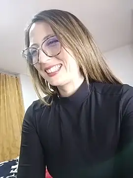 Snapshot of VALELUXX chatting on May 29, 2026, 2:06 am VALELUXX online show from May 29, 2026, 2:06 am
