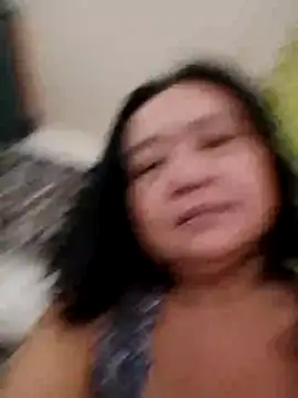 Snapshot of jeanyummytits chatting on June 30, 2026, 12:32 am jeanyummytits online show from June 30, 2026, 12:32 am