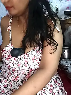 Snapshot of Mayuri-hot chatting on April 23, 2026, 12:50 am Mayuri-hot online show from April 23, 2026, 12:50 am