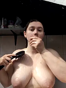 AmeliFoxi online show from April 16, 2026, 8:48 am