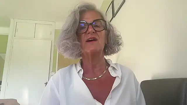 NaughtyMonicaUK online show from July 5, 2026, 6:42 am