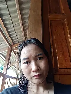 Snapshot of -Hanchu- chatting on June 1, 2026, 2:45 am -Hanchu- online show from June 1, 2026, 2:45 am