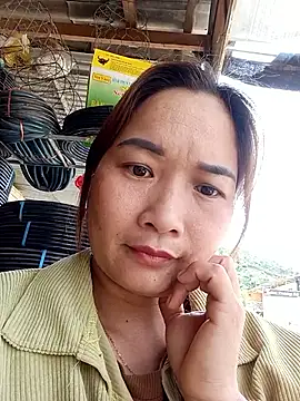 Snapshot of -Hanchu- chatting on April 30, 2026, 2:40 am -Hanchu- online show from April 30, 2026, 2:40 am