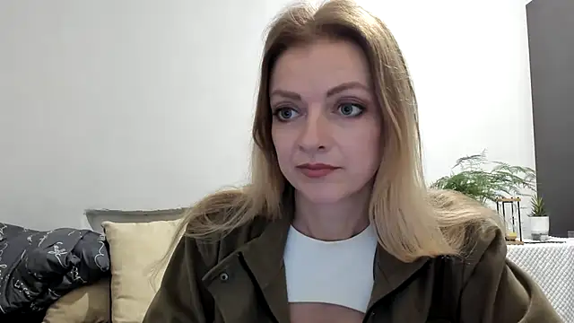 Snapshot of Severina7 chatting on April 29, 2026, 5:30 pm Severina7 online show from April 29, 2026, 5:30 pm