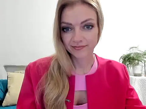 Snapshot of Severina7 chatting on May 11, 2026, 7:22 pm Severina7 online show from May 11, 2026, 7:22 pm