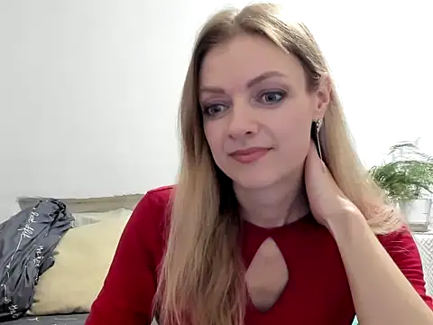 Snapshot of Severina7 chatting on May 8, 2026, 8:01 pm Severina7 online show from May 8, 2026, 8:01 pm