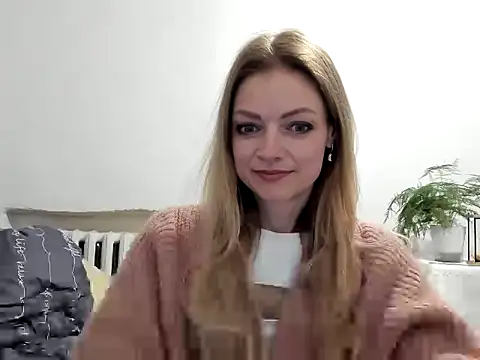 Snapshot of Severina7 chatting on May 1, 2026, 8:03 pm Severina7 online show from May 1, 2026, 8:03 pm