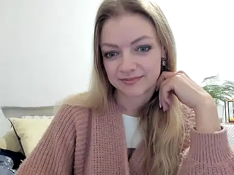 Snapshot of Severina7 chatting on May 2, 2026, 7:19 pm Severina7 online show from May 2, 2026, 7:19 pm