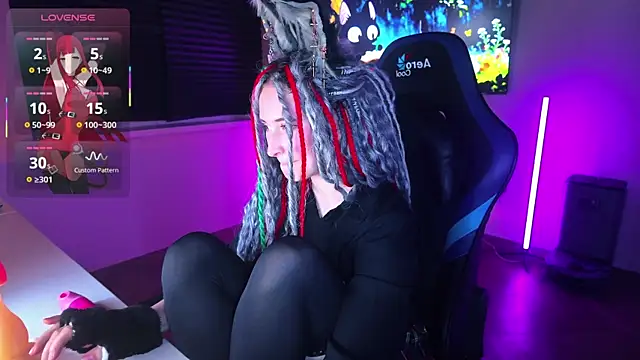 Snapshot of GreySwan chatting on April 16, 2026, 3:46 pm GreySwan online show from April 16, 2026, 3:46 pm