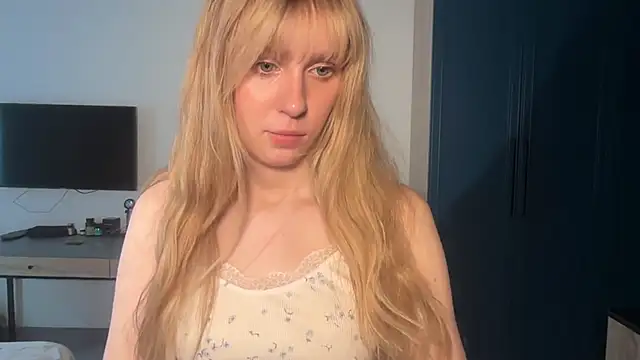 AliceStruble online show from May 11, 2026, 11:33 am
