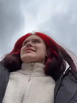 Snapshot of FoxyMood chatting on April 16, 2026, 3:40 am FoxyMood online show from April 16, 2026, 3:40 am