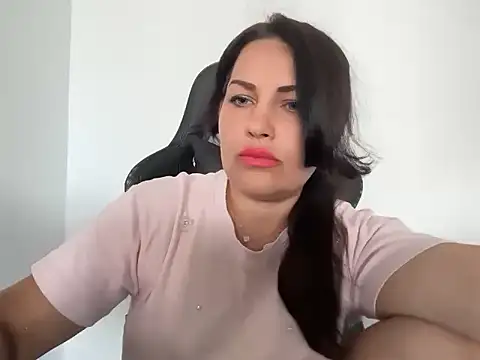 SeleneVane online show from July 18, 2026, 11:52 am