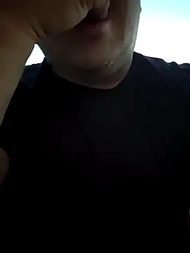 Snapshot of reinierch chatting on May 29, 2026, 1:33 am reinierch online show from May 29, 2026, 1:33 am