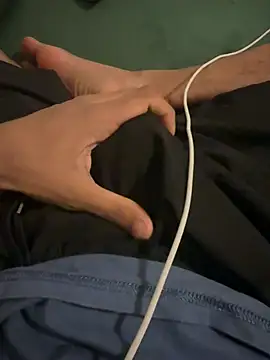 ankitmishra22 online show from April 12, 2026, 11:52 pm