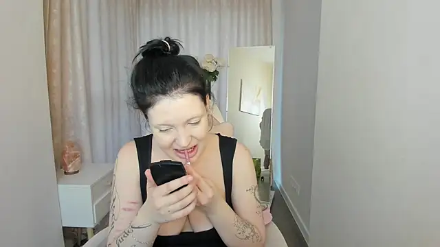 Jena Mi1ler online show from May 11, 2026, 1:29 am