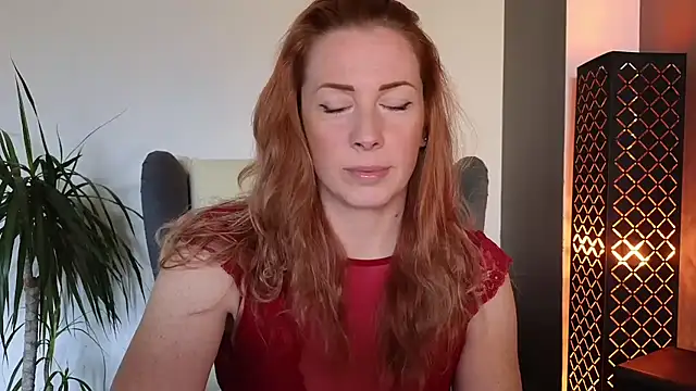 Sharon Red online show from October 21, 2025, 9:30 am