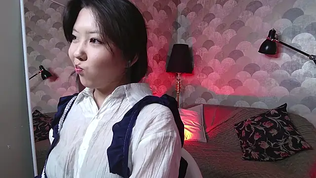Snapshot of AzureMimi chatting on May 1, 2026, 1:49 pm AzureMimi online show from May 1, 2026, 1:49 pm
