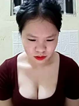 Seraphinahh online show from April 25, 2026, 3:53 pm