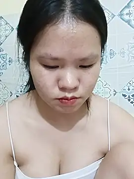 Seraphinahh online show from June 7, 2026, 2:55 pm