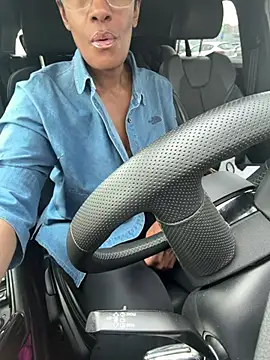 ThatNanNextDoor online show from April 15, 2026, 12:10 pm