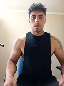 Fittrainer21 online show from April 20, 2026, 7:04 pm