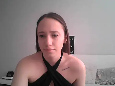 Snapshot of DarkMirel chatting on April 30, 2026, 11:28 am DarkMirel online show from April 30, 2026, 11:28 am
