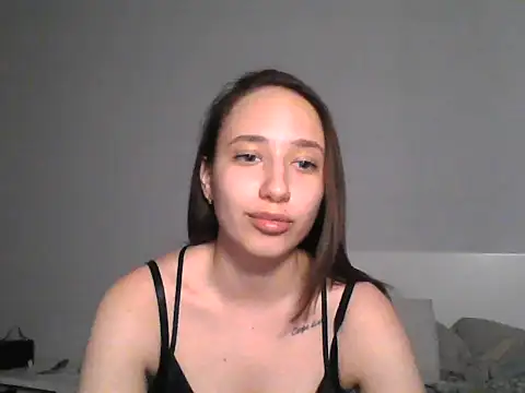 Snapshot of DarkMirel chatting on May 31, 2026, 6:20 pm DarkMirel online show from May 31, 2026, 6:20 pm